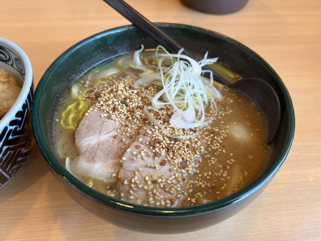 らぁめん銀波露　醤油ラーメン