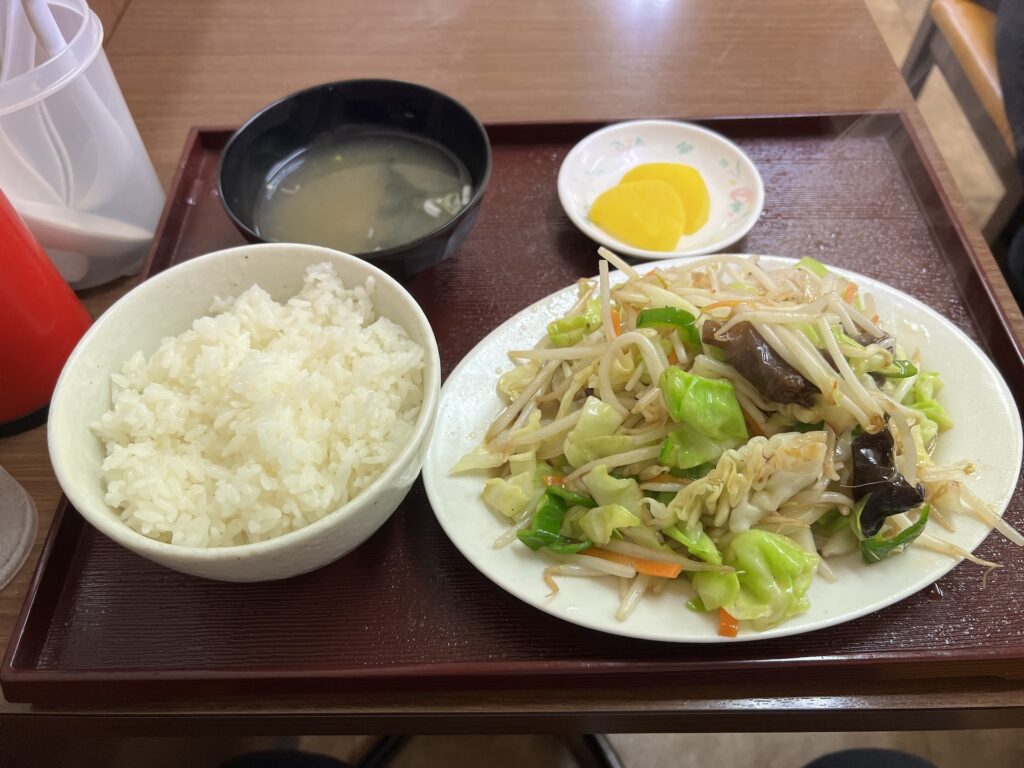 大衆中華 珍萬 野菜炒め定食
