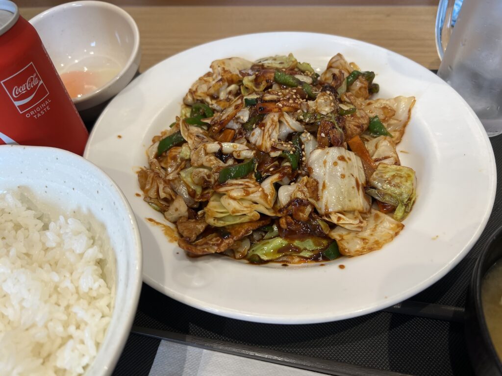 松屋 回鍋肉W定食 温泉卵+コーラ付