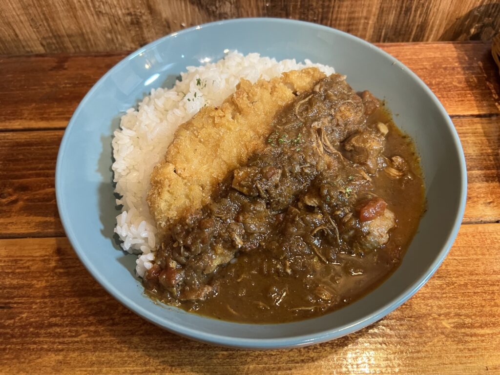 定食ストロベリームーン 芳醇さらさらカツカレー
