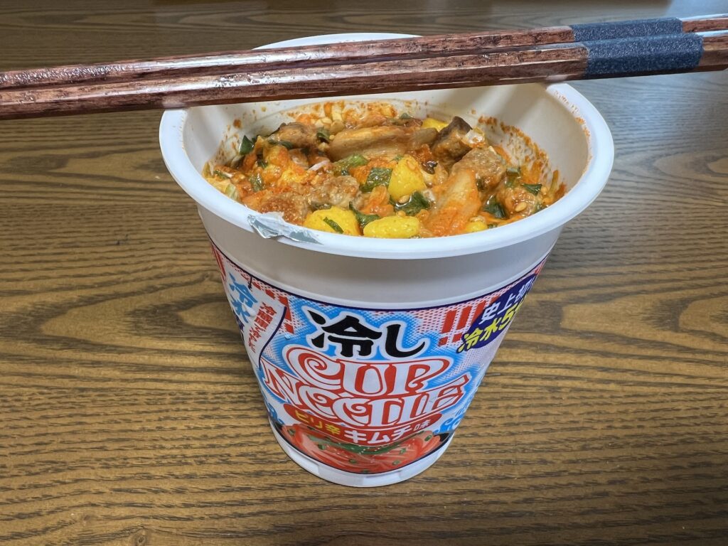 冷やしカップヌードル ピリ辛キムチ味