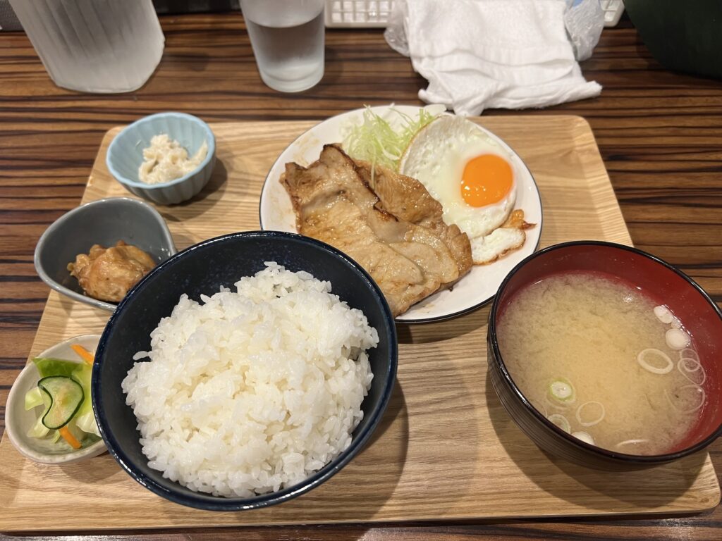 居酒屋 心 しょうが焼き定食