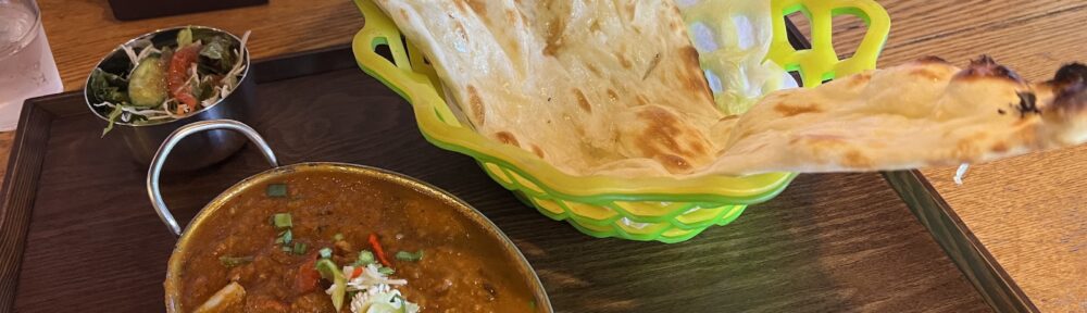 モハンディッシュ麻生店 ラムカレー＋サラダ＋プレーンナン