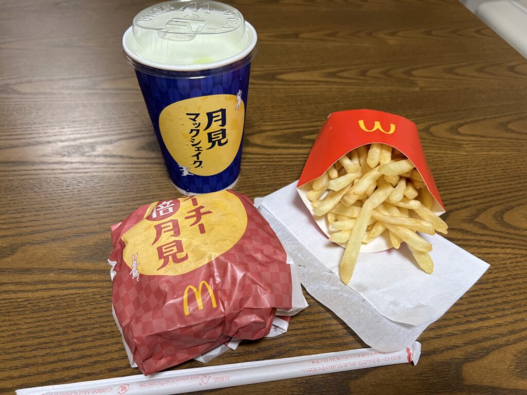 マクドナルド チーズチーズ倍月見+ポテトM+月見マックシェイクM
