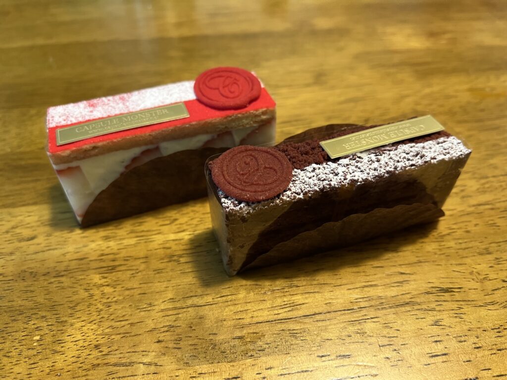カプセルモンスター ケーキ2種類