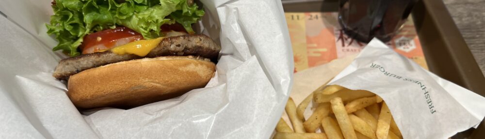 フレッシュネスバーガー クラシックチーズバーガー＋ポテト＋コーラ